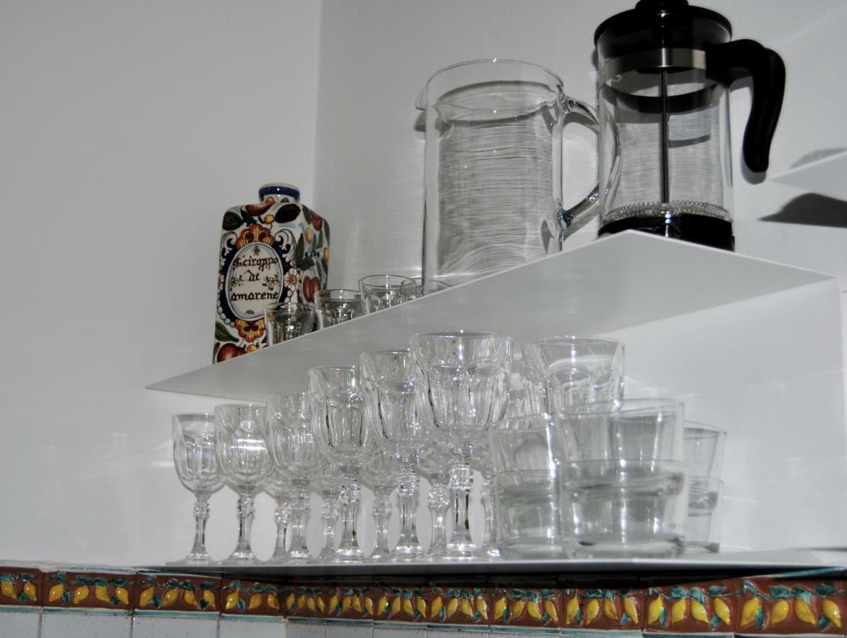 Famiglia Poggi, The Flying Hippo Apartment Рим Екстериор снимка