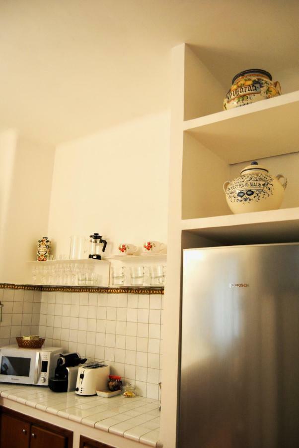 Famiglia Poggi, The Flying Hippo Apartment Рим Екстериор снимка